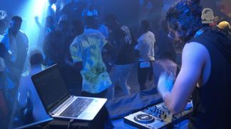 First round: DJ Twinlo (Tunisia) goes head-to-head with DJ Ussef (Morocco)