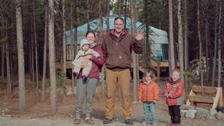Viața unei familii de 5 persoane într-o iurtă